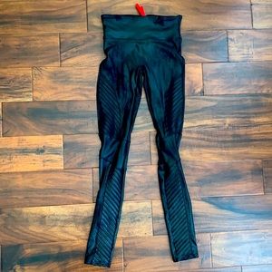 Spanx Faux Learher Moto Leggings size XS